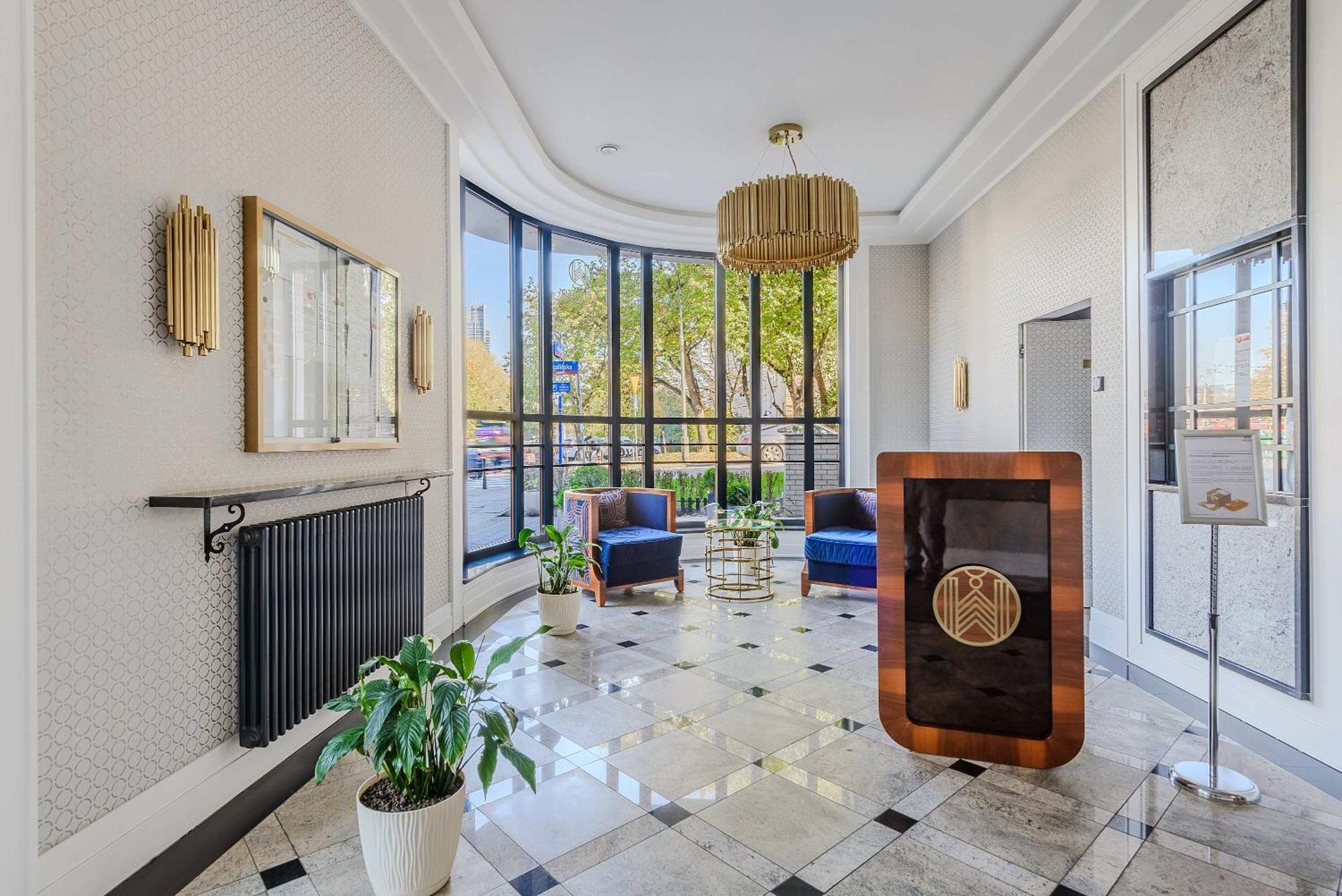 Cozy With Gym In The Center Appartement Warschau